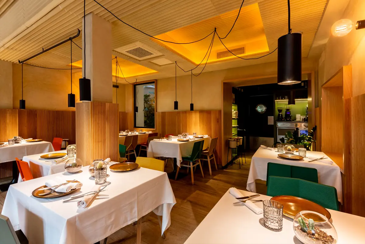 Salón del Restaurante Salino Madrid